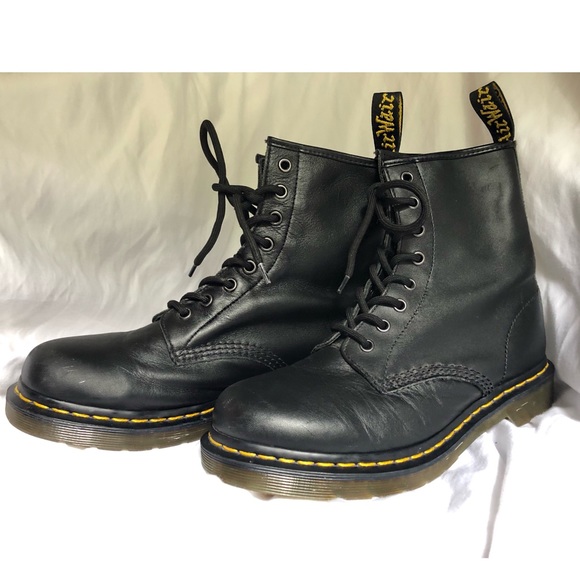 Dr. Martens Shoes - Dr. Martens black boots